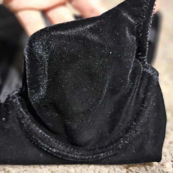 Victoria's Secret Elegant Black Fabric - Picture 11 of 11